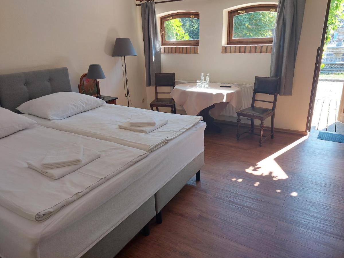 Villa Tamarynowa Osada - Kraina Udanego Wypoczynku Lowyn Esterno foto