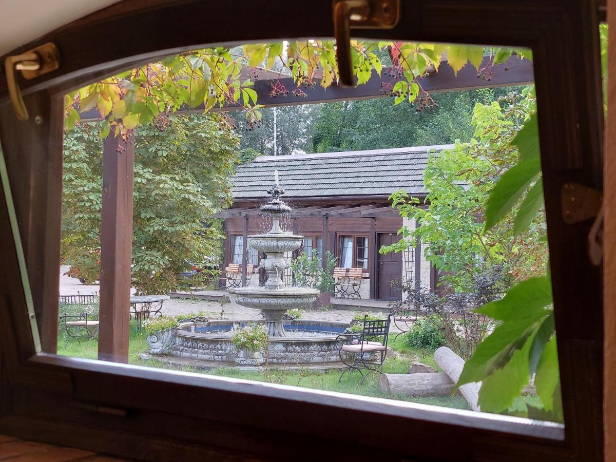 Villa Tamarynowa Osada - Kraina Udanego Wypoczynku Lowyn Esterno foto